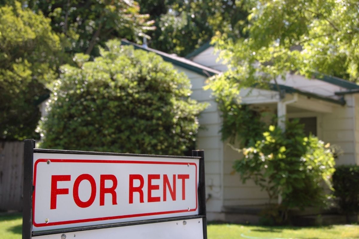 What Are Common Expenses When Renting 1